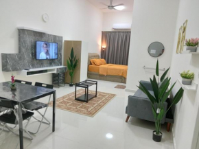 IRIS HOMESTAY